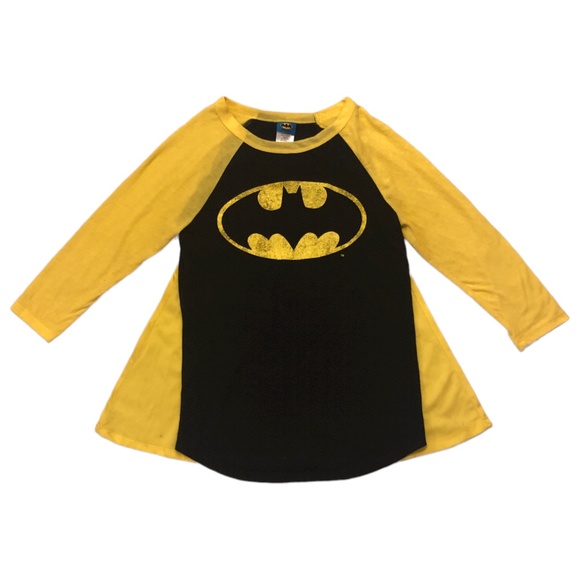 Batman Shirt w/Cape! - Picture 1 of 5